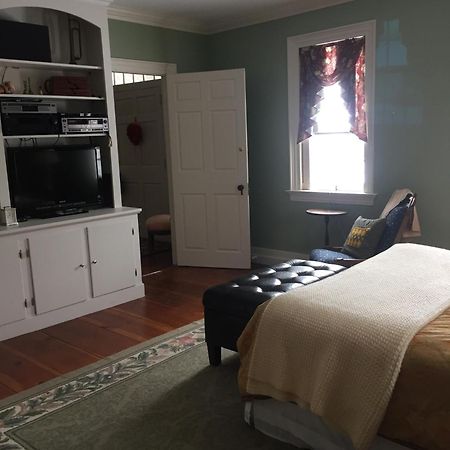 Stephen Clay Homestead Bed And Breakfast Candia 외부 사진