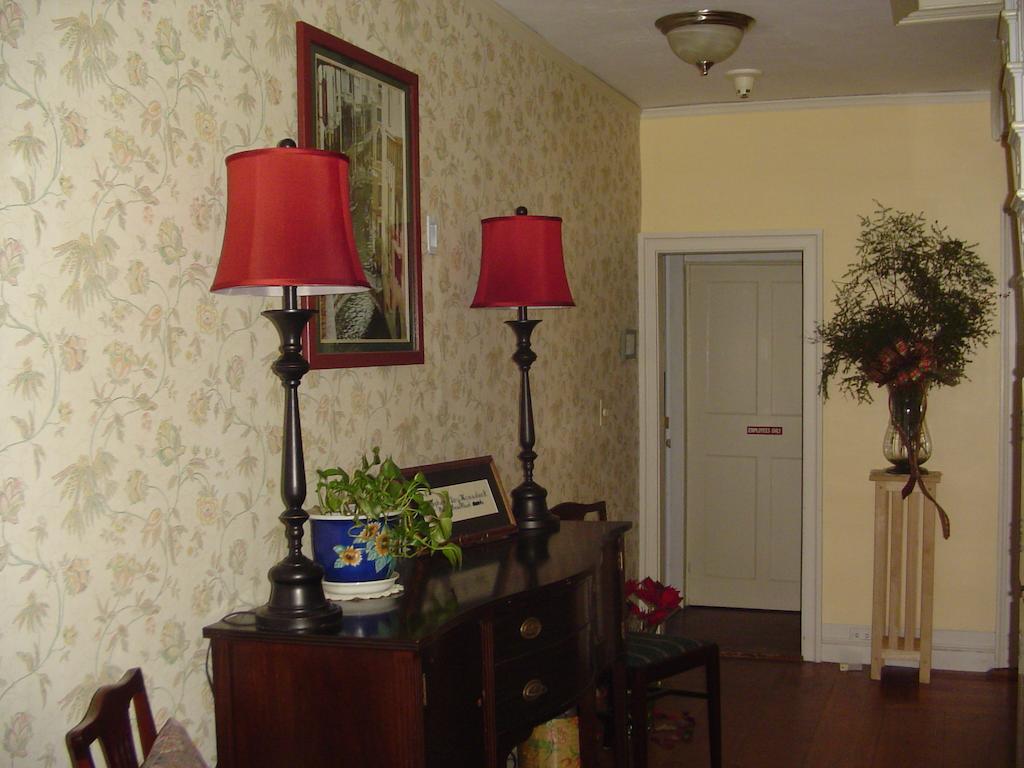 Stephen Clay Homestead Bed And Breakfast Candia 외부 사진