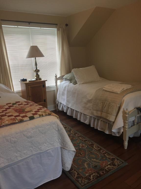 Stephen Clay Homestead Bed And Breakfast Candia 외부 사진