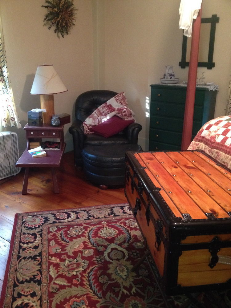 Stephen Clay Homestead Bed And Breakfast Candia 외부 사진